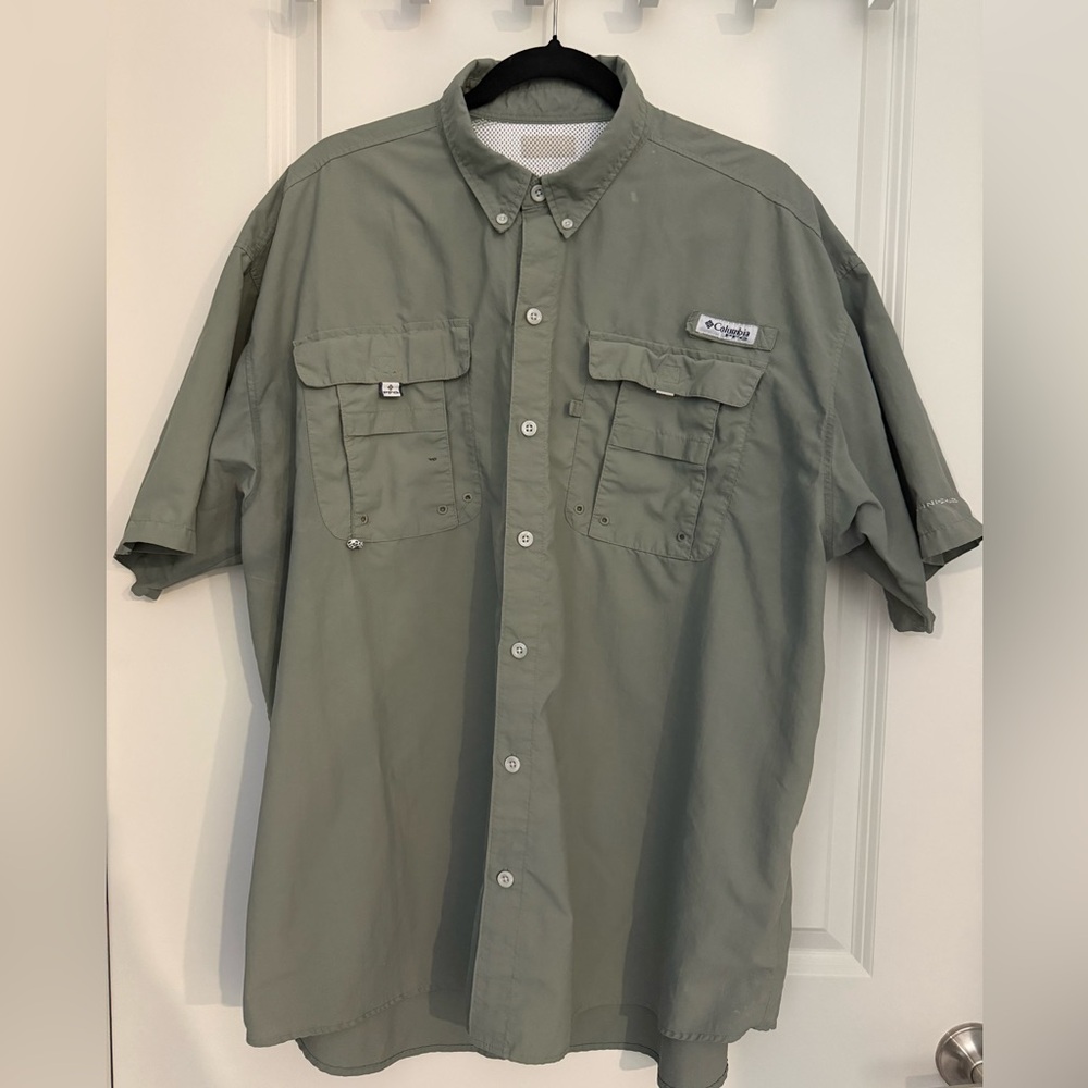 Columbia Men's Olive Button-Down Shirt